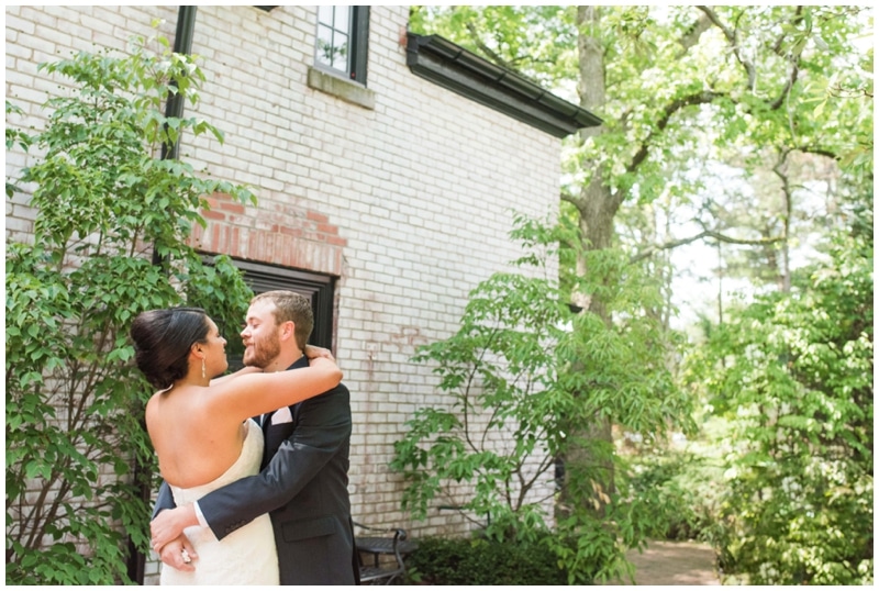 Outdoor summer wedding at Succop Conservancy in Butler, PA by Madeline Jane Photography