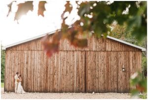 Fall barn wedding at Gable Farm by Madeline Jane Photography