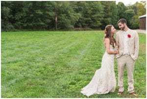 Fall barn wedding at Gable Farm by Madeline Jane Photography