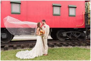 Fall barn wedding at Gable Farm by Madeline Jane Photography