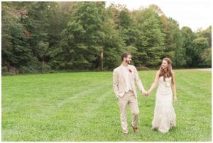 Fall barn wedding at Gable Farm by Madeline Jane Photography